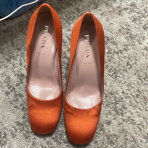 Silk PRADA HEELS - Picture 7 of 13